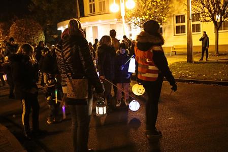 SDH * Oslava 17. listopadu - Lampiónový průvod