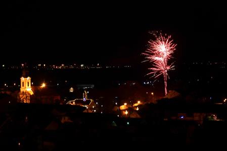 Město Velké Pavlovice * Silvestrovsko-novoroční ohňostroj nad Velkými Pavlovicemi