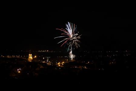 Město Velké Pavlovice * Silvestrovsko-novoroční ohňostroj nad Velkými Pavlovicemi