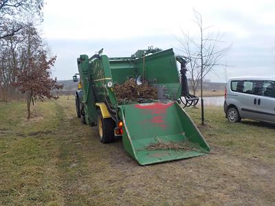 Služby města * Údržba krajiny v lokalitě biocentra Zahájka