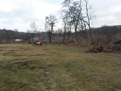 Služby města * Údržba krajiny v lokalitě biocentra Zahájka