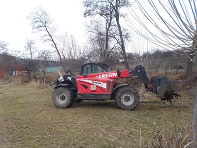 Služby města * Údržba krajiny v lokalitě biocentra Zahájka