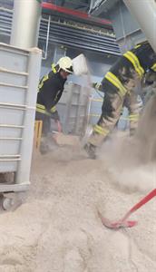 SDH * Složitý zásah hasičů v Hustopečích