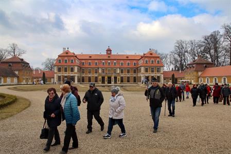 Klub důchodců * Výlet za královnami zimních květin