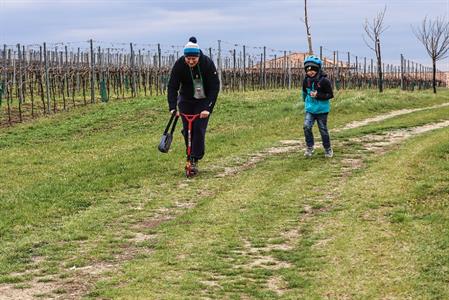 VOC vinice * Putování po vinicích za víny VOC; rok 2022
