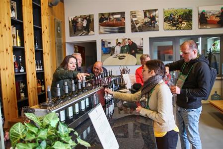VOC vinice * Putování po vinicích za víny VOC; rok 2022
