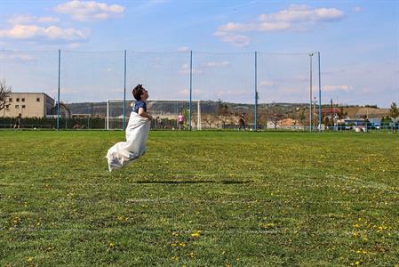 Klub sportovního rybářství * Pálení čarodějnic na louce u rybníka