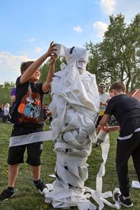 Klub sportovního rybářství * Pálení čarodějnic na louce u rybníka