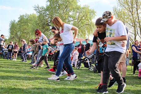 Klub sportovního rybářství * Pálení čarodějnic na louce u rybníka