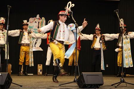 Město Velké Pavlovice * Oldřich Vymazal postoupil do Strážnice