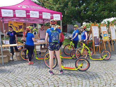 Modré Hory * Krajem vína - Májové putování okolím Modrých Hor & Přehlídka soutěže 30 vín Modrých Hor