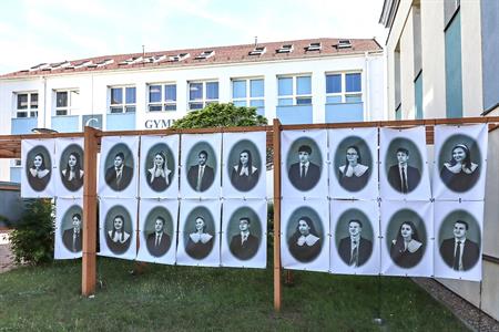 Gymnázium * Třída oktáva - tablo maturantů roku 2022