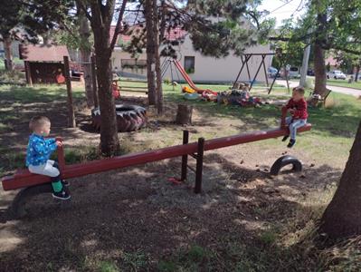 Město Velké Pavlovice * Největší radost z opraveného hřiště mají děti