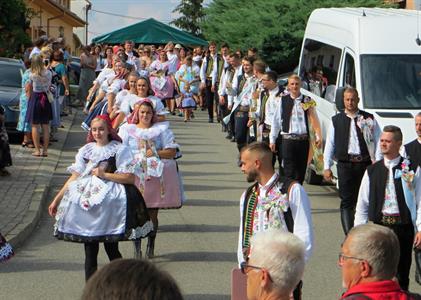 Folkor ve městě * HODY 2022 - Nedělní slavnostní průvod krojovaných městem a taneční zábava 