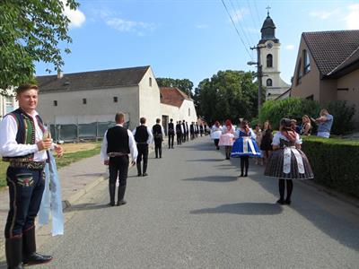 Folkor ve městě * HODY 2022 - Nedělní slavnostní průvod krojovaných městem a taneční zábava 