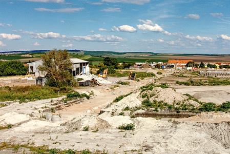 Město Velké Pavlovice * Areál JZD se mění v novou obytnou zónu