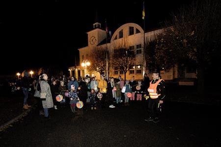 SDH * Lampionový průvod prošel městem již podesáté