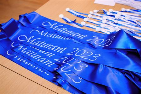 Gymnázium * Slavnostní stužkování maturantů roku 2023
