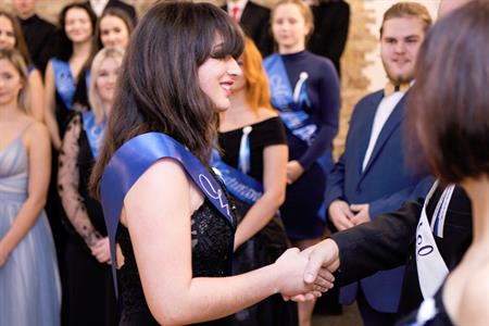 Gymnázium * Slavnostní stužkování maturantů roku 2023