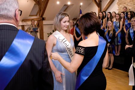 Gymnázium * Slavnostní stužkování maturantů roku 2023