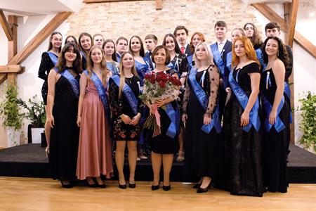 Gymnázium * Slavnostní stužkování maturantů roku 2023