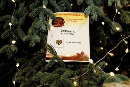 Kulturní dění * Stromeček, koledy, perníčky, prskavky, rozzářené oči dětí