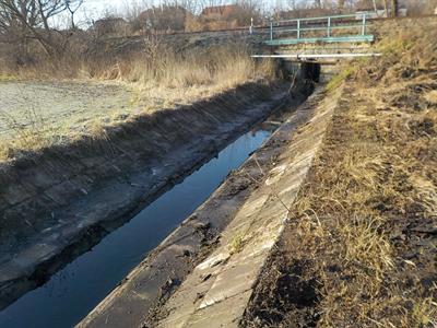 Město Velké Pavlovice * Čištění odtokového žlabu