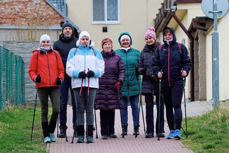 Sport * Jarní lekce nordic walking s Kačkou okolo rozhledny Slunečná