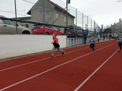 SDH * Mladí hasiči běželi o velkopavlovickou meruňku