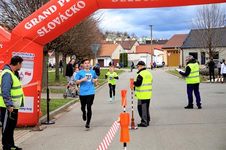Sport * BĚH O VELKOPAVLOVICKOU MERUŇKU 2023 * VI. ročník