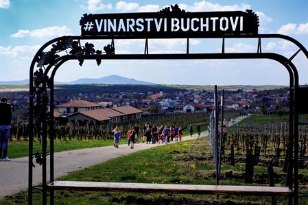 Okrašlovací spolek * Jarní ŠLAPKA aneb Otevírání turistických cest