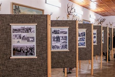 Myslivci * Vernisáž fotografií z činnosti velkopavlovických  myslivců