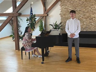 ZUŠ * Klavírní a pěvecký koncert žáků tříd BcA. Barbory Hanákové a Mgr. Jiřího Polacha