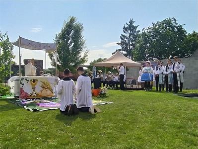 Farnost * Boží Tělo – svátek Těla a Krve Páně