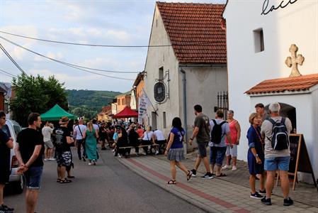 Vinařské akce * Víno v oranžovém aneb Noční otevřené sklepy 2023