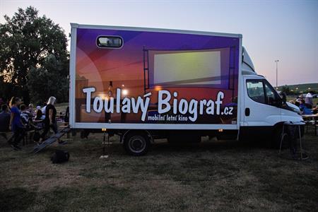 Kulturní život * TOULAVÝ BIOGRAF čtyři večery ve Velkých Pavlovicích