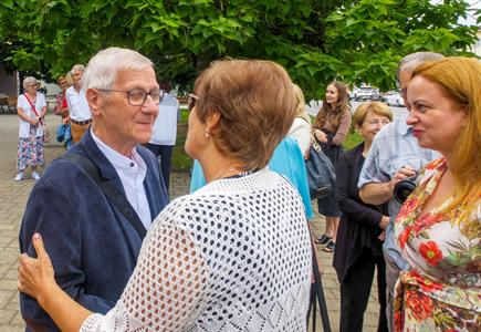 Družbna se slovenským městem Senica * Výtvarník Štefan Orth vstoupil třináctý na Záhorácké stěně slávy