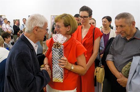 Družbna se slovenským městem Senica * Výtvarník Štefan Orth vstoupil třináctý na Záhorácké stěně slávy