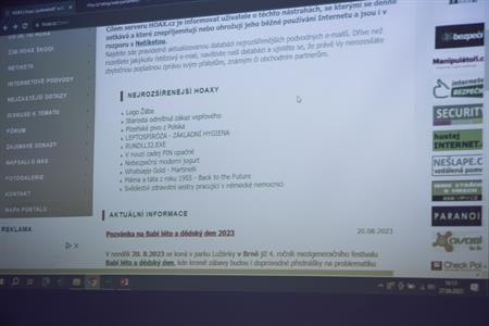 Akce pro seniory * Přednáška na téma Mediální obezřetnost