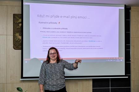 Akce pro seniory * Přednáška na téma Mediální obezřetnost