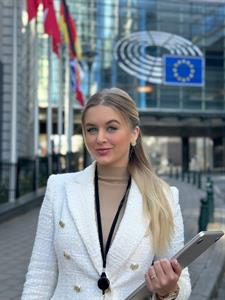 Současné osobnosti města * Sarah Horáková a její působení v Evropském parlamentu