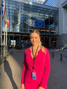 Současné osobnosti města * Sarah Horáková a její působení v Evropském parlamentu