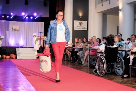 Kultura a kulturní život * Charitativní módní přehlídka WITCH MODELS