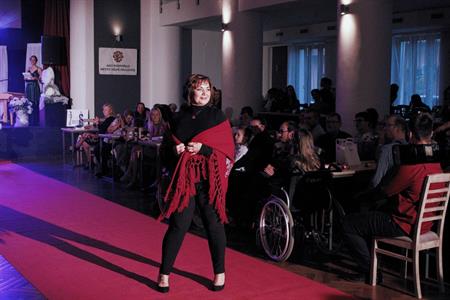 Kultura a kulturní život * Charitativní módní přehlídka WITCH MODELS