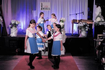 Kultura a kulturní život * Charitativní módní přehlídka WITCH MODELS