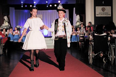 Kultura a kulturní život * Charitativní módní přehlídka WITCH MODELS