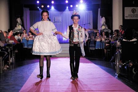 Kultura a kulturní život * Charitativní módní přehlídka WITCH MODELS