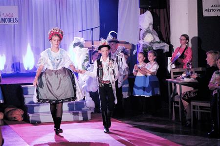 Kultura a kulturní život * Charitativní módní přehlídka WITCH MODELS