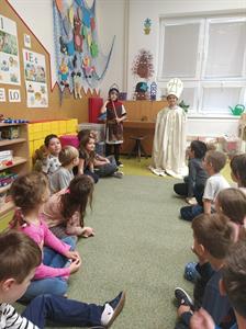 Knihovna a ZŠ * Svatého Martina viděly děti v prvních třídách rovnou dvojitě