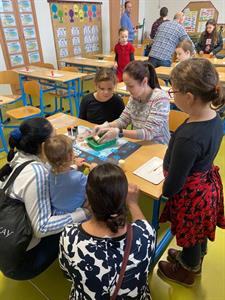 ZŠ * Předvánočními dílničkami jsme v letošním roce opět vstoupili do adventu